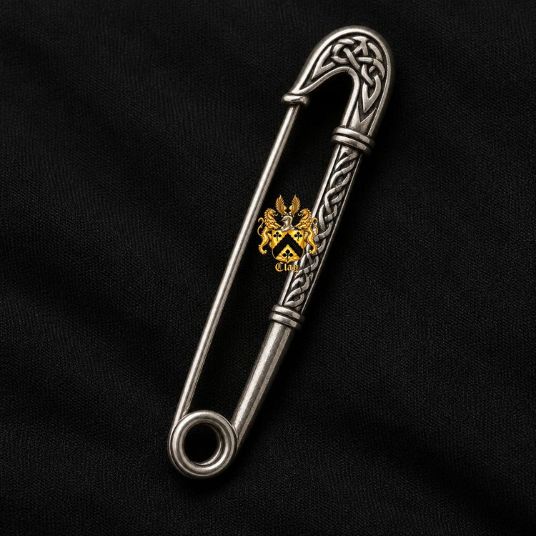 Traditional Celtic knotwork kilt pin with the official full Lion’s Crest
